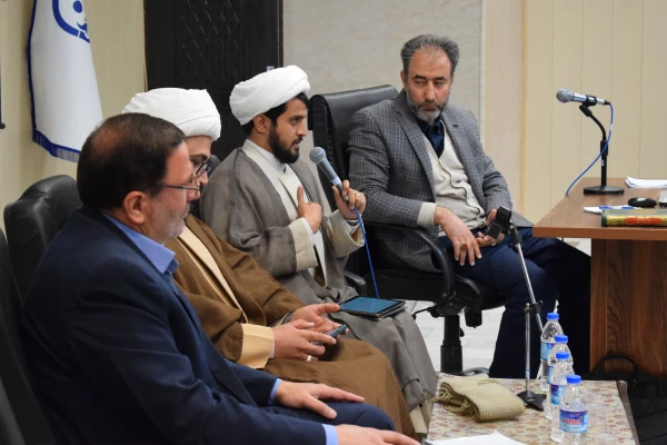 برگزاری میز تخصصی با عنوان" انتخابات، حضور پرشور، اقتدار ملی، یاس دشمنان"  2