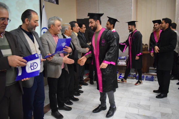 آیین تجلیل از دانش آموختگان و مدال آوران ورزشی دانشگاه فرهنگیان کرمانشاه 8