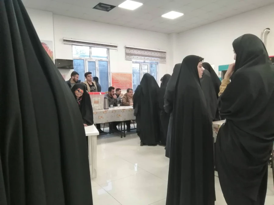 حضور تیم سیار جهت ثبت آرای دانشجومعلمان در انتخابات  7