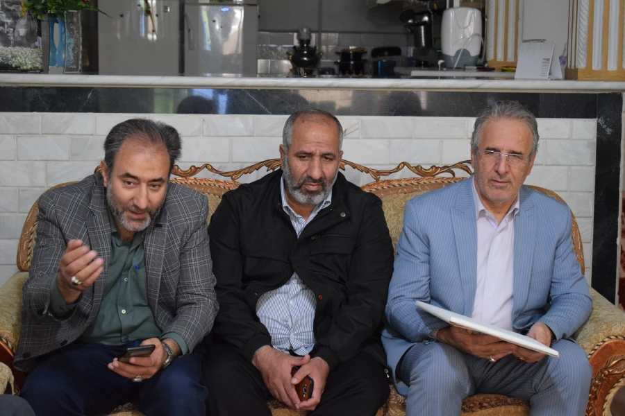 دیدار هیات رئیسه دانشگاه فرهنگیان کرمانشاه با خانواده شهید محسن مظفریان 7