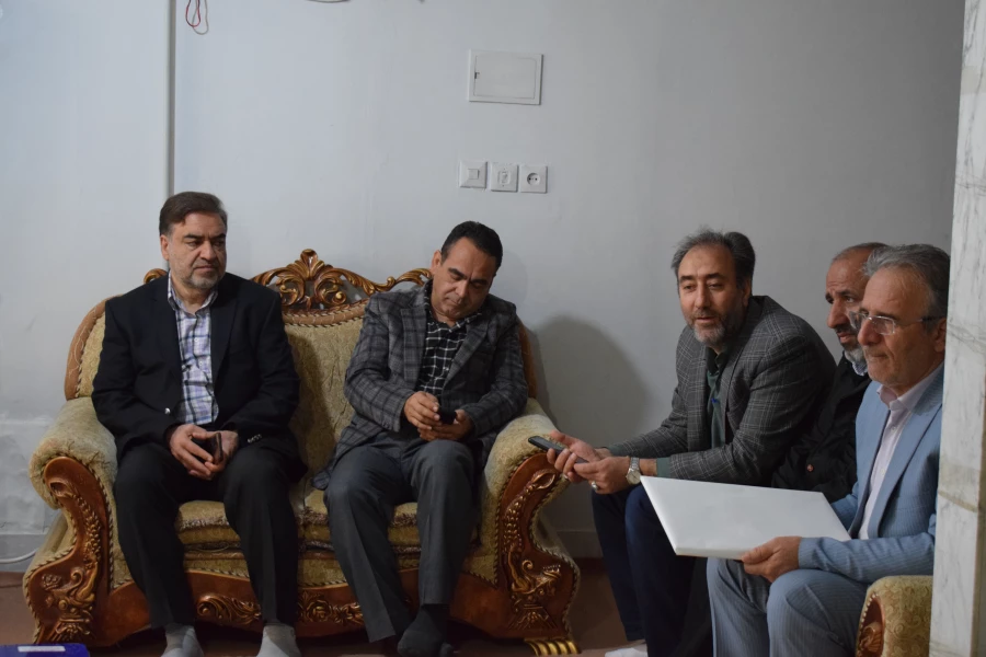 دیدار هیات رئیسه دانشگاه فرهنگیان کرمانشاه با خانواده شهید محسن مظفریان 8