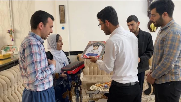 دیدار دانشجویان کنگره شهدای دانشجو معلم دانشگاه فرهنگیان کرمانشاه با خانواده شهید دانشجو معلم تحسین حبیبی
 7