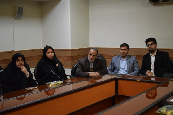 دیدار هیئت رئیسه دانشگاه فرهنگیان و مدیران ادارات آموزش وپرورش استان کرمانشاه با نماینده ولی فقیه و امام جمعه کرمانشاه 4