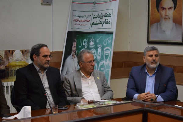 دیدار هیئت رئیسه دانشگاه فرهنگیان و مدیران ادارات آموزش وپرورش استان کرمانشاه با نماینده ولی فقیه و امام جمعه کرمانشاه 13