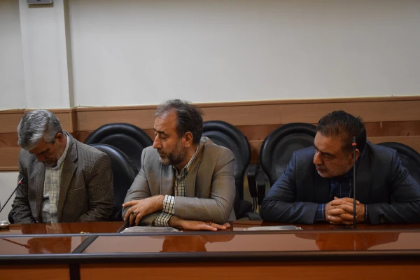 دیدار هیئت رئیسه دانشگاه فرهنگیان و مدیران ادارات آموزش وپرورش استان کرمانشاه با نماینده ولی فقیه و امام جمعه کرمانشاه 15