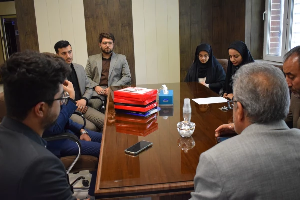 تجلیل از یاوران رسانه دانشگاه فرهنگیان کرمانشاه
 3