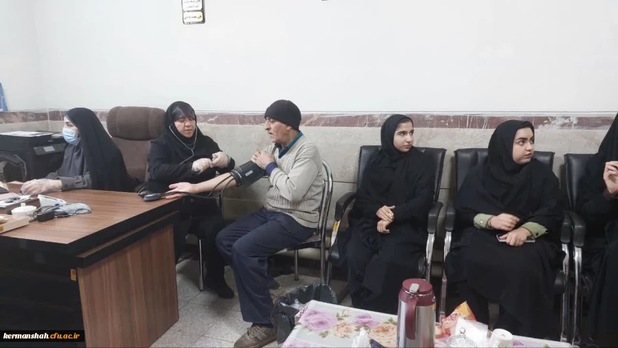 طرح غربالگری دیابت و فشار خون دانشجومعلمان ، اساتید و کارکنان پردیس شهید صدوقی  3