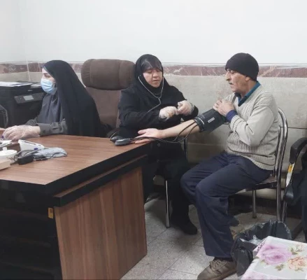 طرح غربالگری دیابت و فشار خون دانشجومعلمان ، اساتید و کارکنان پردیس شهید صدوقی  9