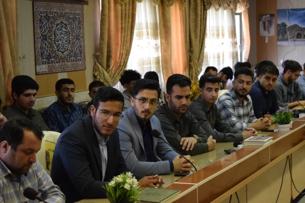 مراسم تودیع و معارفه مسئولان بسیج دانشجویی و شورای صنفی دانشگاه فرهنگیان کرمانشاه 5