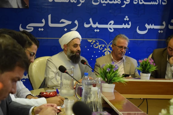 مراسم تودیع و معارفه مسئولان بسیج دانشجویی و شورای صنفی دانشگاه فرهنگیان کرمانشاه 9