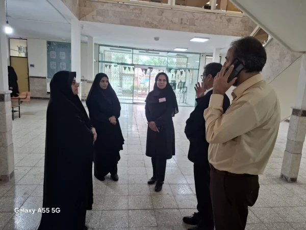 بازدید «دکتر محسن گلمحمدیان دبیر هیئت نظارت، ارزیابی و تضمین کیفیت استان کرمانشاه» از روند برگزاری امتحانات پایان ترم پردیس شهید صدوقی 4