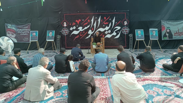 مراسم روح بخش و پرفیض زیارت عاشورای حسینی هم زمان با ایام سوگواری و عزاداری امام حسین (ع) 7