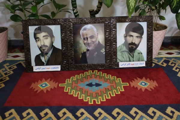 دیدار دانشجویان کنگره شهدای دانشجو معلم دانشگاه فرهنگیان کرمانشاه با خانواده شهید دانشجو معلم تیمور گرامی 4