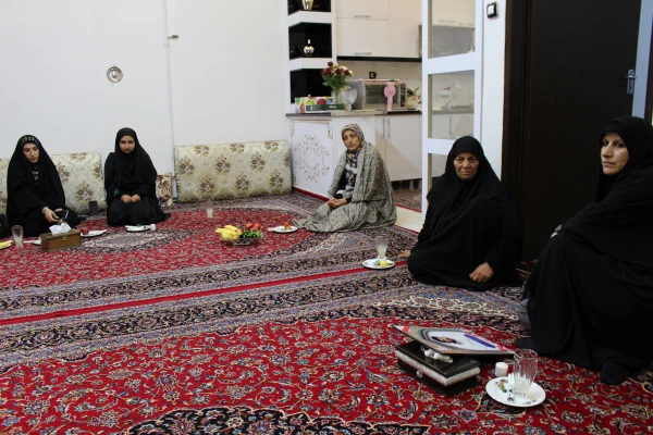 دیدار دانشجویان کنگره شهدای دانشجو معلم دانشگاه فرهنگیان کرمانشاه با خانواده شهید دانشجو معلم تیمور گرامی 9