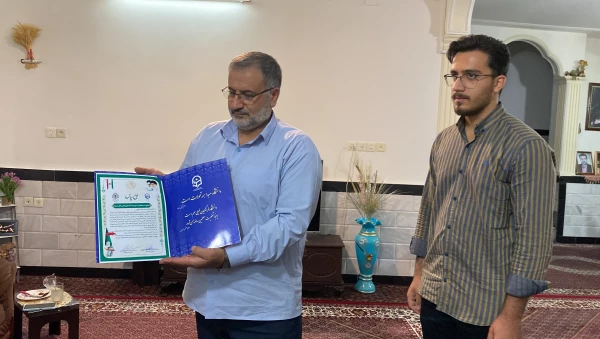 دیدار دانشجویان کنگره شهدای دانشجو معلم دانشگاه فرهنگیان کرمانشاه با خانواده شهید باقر تیما  5