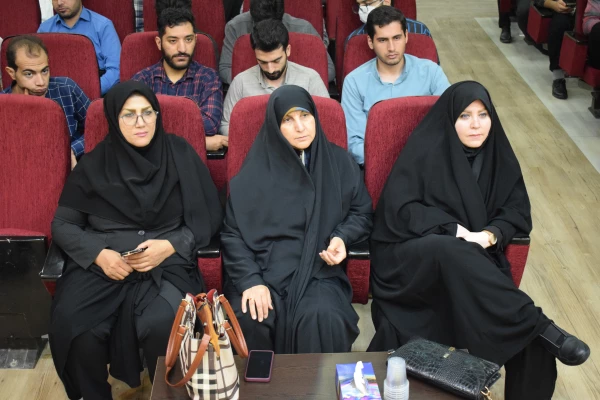 برگزاری کارگاه کاربرد ابزار هوش مصنوعی در آموزش ویژه دانشجویان
 5