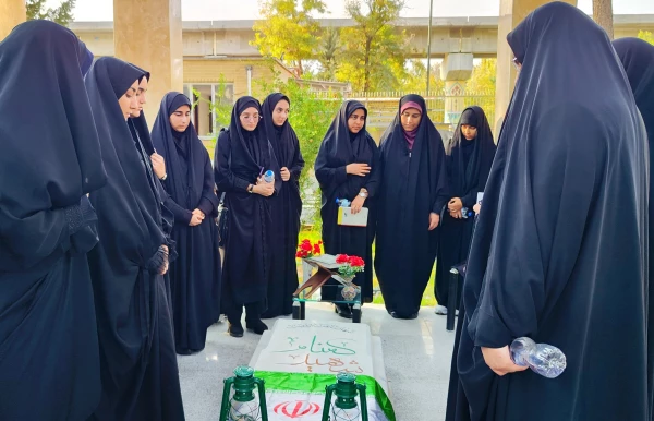 برگزاری مراسم زیارت عاشورا و تجلیل از دانشجو معلمان کنگره شهدا 5