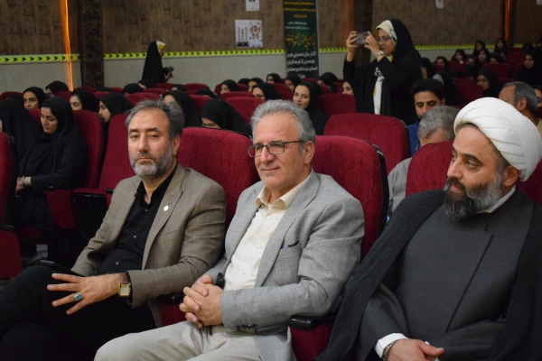 برگزاری آئین استقبال از نو دانشجو معلمان دانشگاه فرهنگیان پردیس شهید صدوقی 7