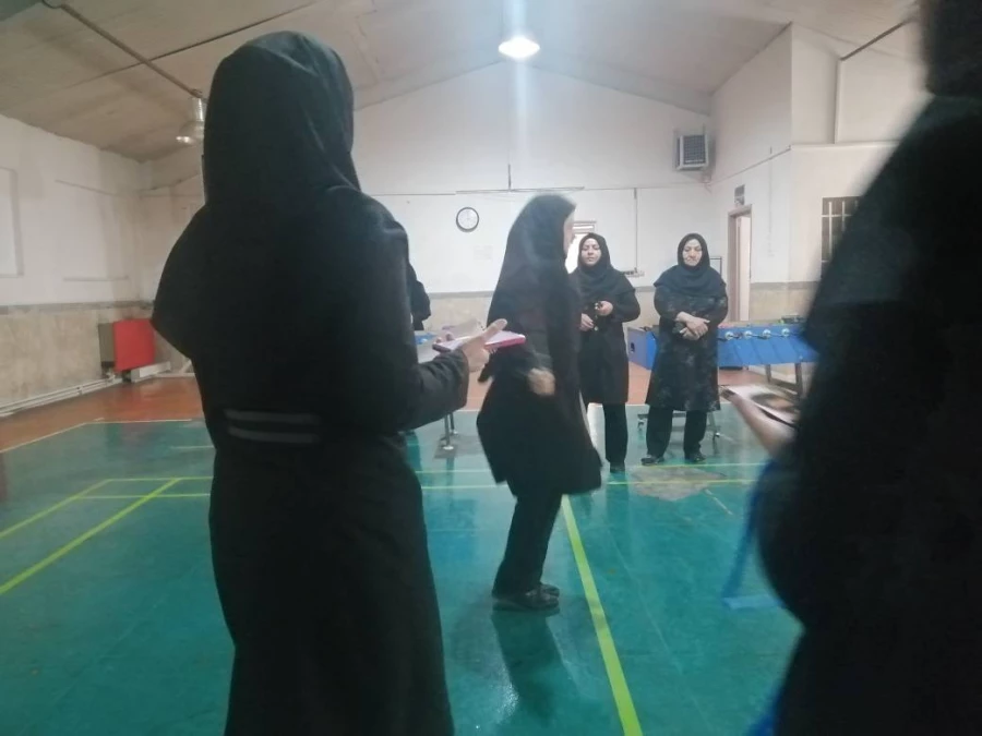 مسابقات ورزشی کارکنان پردیس شهید صدوقی  3