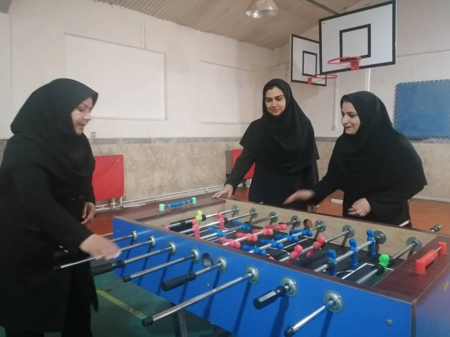 مسابقات ورزشی کارکنان پردیس شهید صدوقی  6