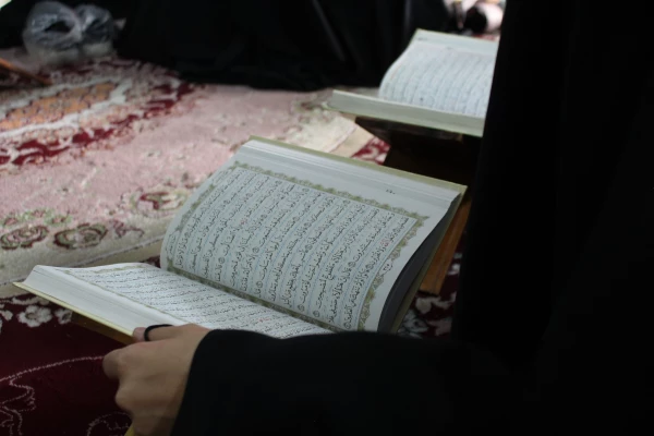 محفل انس با قرآن کریم در جوار امامزاده ابراهیم(ع) طاقبستان 7