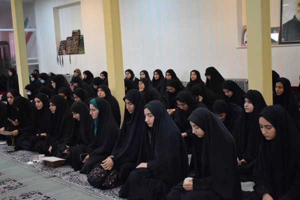 برگزاری مراسم روضه حضرت زهرا(س) در پردیس شهید صدوقی  4