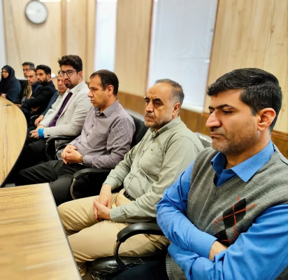 نشست تبیینی محفل استادی به مناسبت گرامیداشت هفته 2