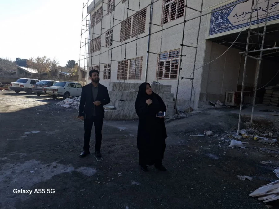 بازدید سرپرست پردیس شهید صدوقی از پروژه خوابگاه 360 نفره معصومیه
 4