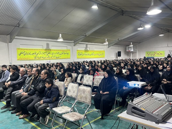 برگزاری مراسم روز دانشجو در پردیس شهید صدوقی  32