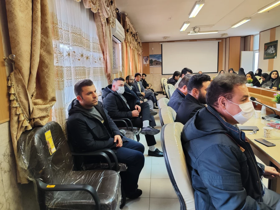 کارگاه آموزشی اهمیت جایگاه خانواده در اجتماع ویژه اساتید و کارکنان دانشگاه 16