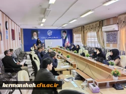 
برگزاری دوره بازآموزی اساتید کارورزی 2 و 4
 3