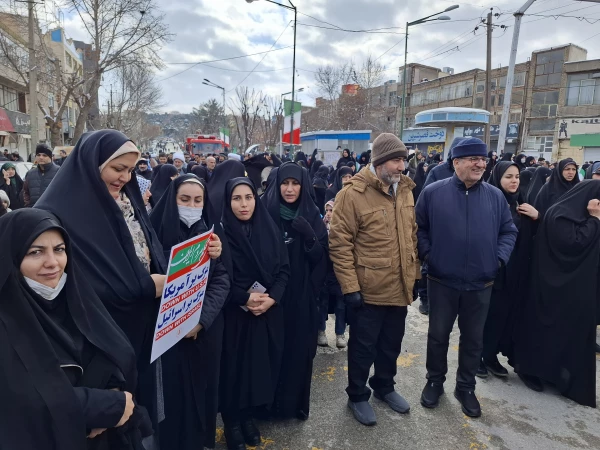 حضور پرشور جامعه دانشگاهی دانشگاه فرهنگیان کرمانشاه در راهپیمایی 22 بهمن 5