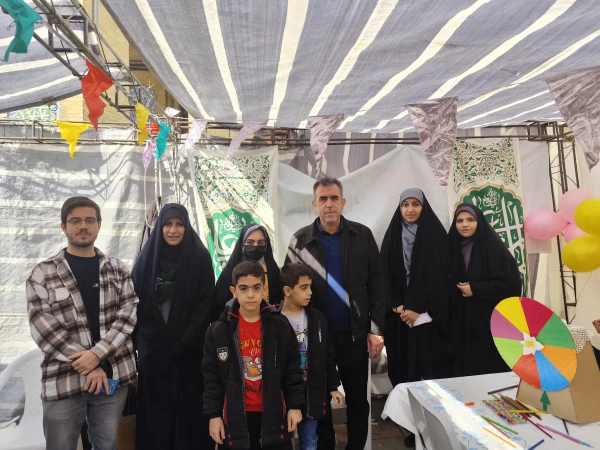 برپایی موکب فرهنگی - پذیرایی در مراسم شادپیمایی جشن بزرگ نیمه شعبان 18