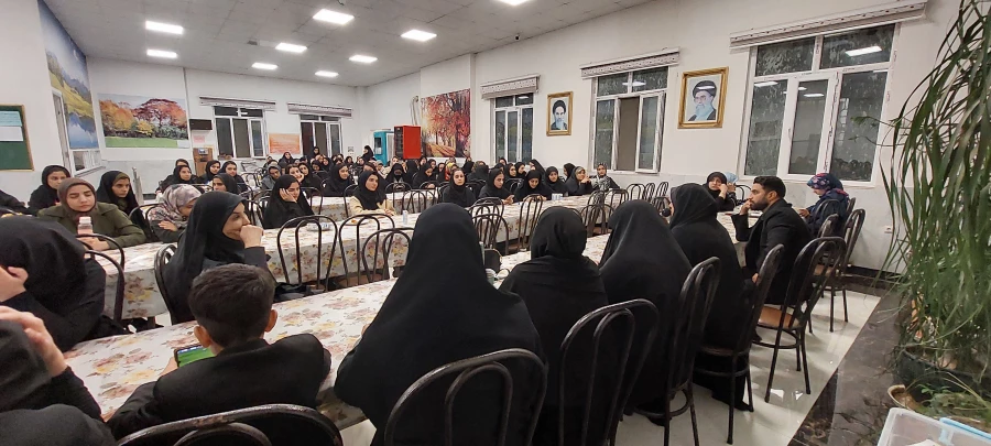 محفل صمیمی ریاست پردیس شهید صدوقی با دانشجومعلمان 9