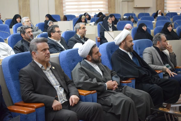 تجلیل از رئیس، معاون و استاد دانشگاه فرهنگیان در مراسم اساتید جهادگر 4