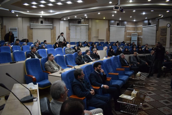 تجلیل از رئیس، معاون و استاد دانشگاه فرهنگیان در مراسم اساتید جهادگر 25