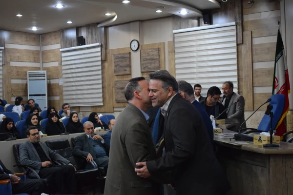 تجلیل از رئیس، معاون و استاد دانشگاه فرهنگیان در مراسم اساتید جهادگر 27