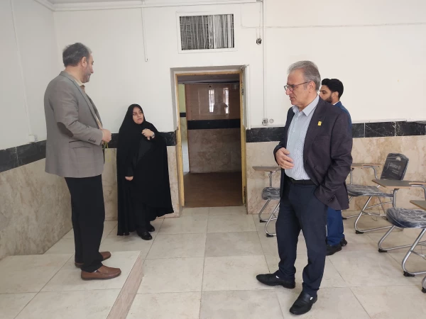 بازدید ریاست دانشگاه از سایت قدیم پردیس شهید صدوقی 6