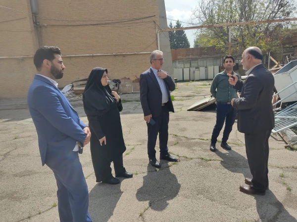 بازدید ریاست دانشگاه از سایت قدیم پردیس شهید صدوقی 8