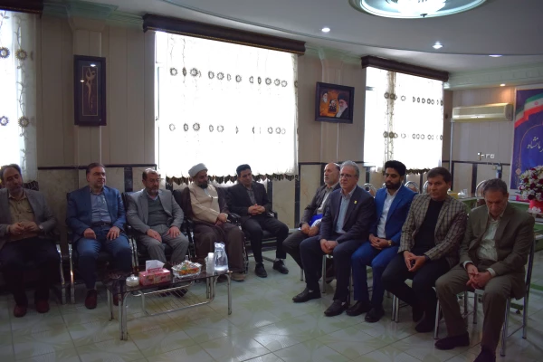دیدار اعضای هیئت رئیسه دانشگاه فرهنگیان کرمانشاه با مدیر کل آموزش و پرورش استان 3