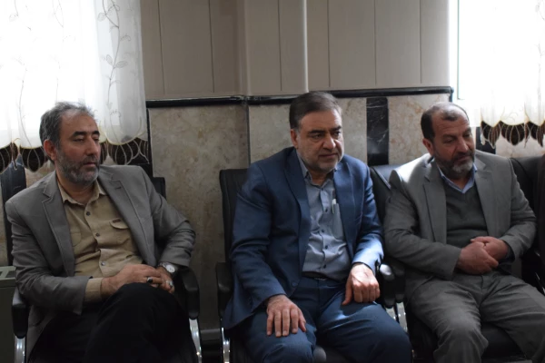 دیدار اعضای هیئت رئیسه دانشگاه فرهنگیان کرمانشاه با مدیر کل آموزش و پرورش استان 10