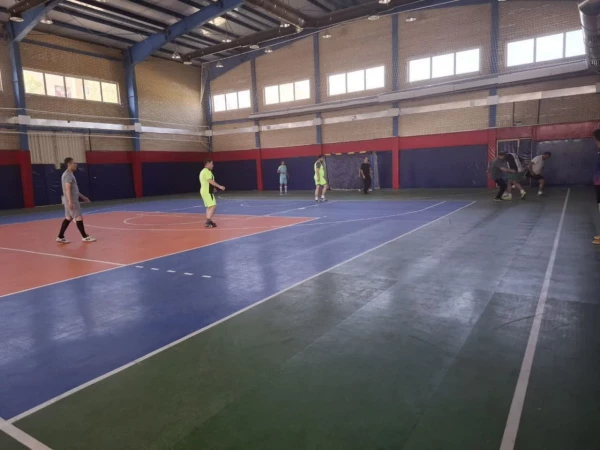 قهرمانی تیم پردیس شهید صدوقی در مسابقات جام رمضان دانشگاه 5