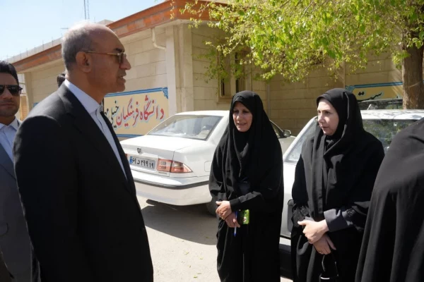 بازدید استاندار از دانشگاه فرهنگیان کرمانشاه و برگزاری هفتمین جلسه هیات امنای دانشگاه 38