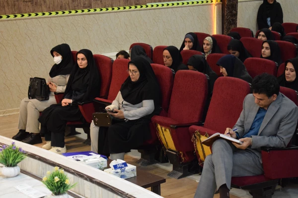 برگزاری همایش گرامیداشت روز روانشناس و تجلیل از فعالین حوزه مشاوره 9