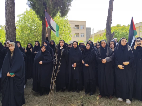 تجمع اعتراضی دانشجویان پردیس شهید صدوقی در محکومیت جنایات رژیم صهیونیستی 4