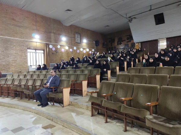 دوره آموزشی-تربیتی معراج ویژه دانشجو معلمان دانشگاه فرهنگیان کرمانشاه 10