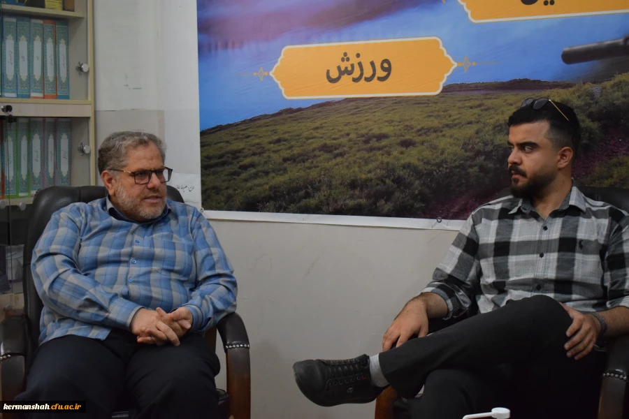  جلسه انتخاب دبیر شورای صنفی_رفاهی پردیس شهید رجایی کرمانشاه 
 12