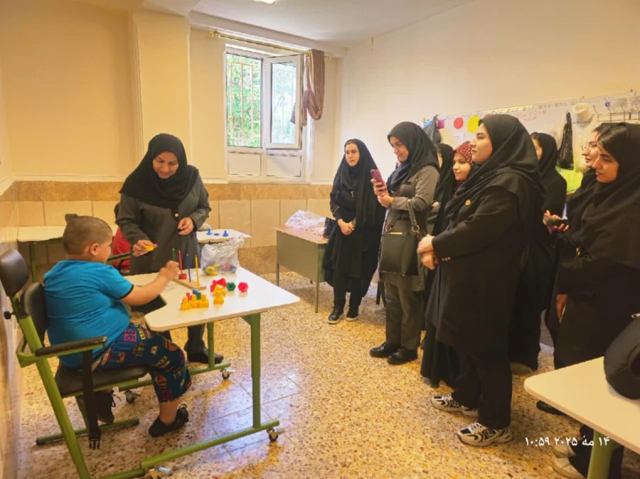 بازدید علمی دانشجویان دانشگاه فرهنگیان کرمانشاه از مدارس استثنایی گلستان و بشارت 8