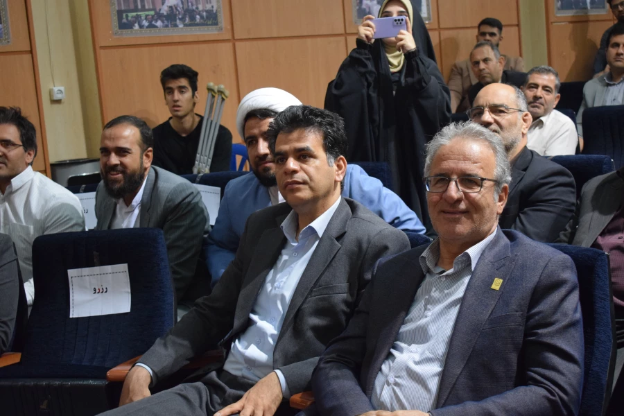 حضور ریاست و معاونان دانشگاه در آیین بزرگداشت سالروز عملیات بیت المقدس و حماسه فتح خرمشهر 9