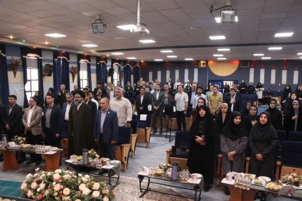 کسب رتبه ی دوم کشوری دانش  آموخته دانشگاه در پویش آموخته ها و نیاموخته های من    2